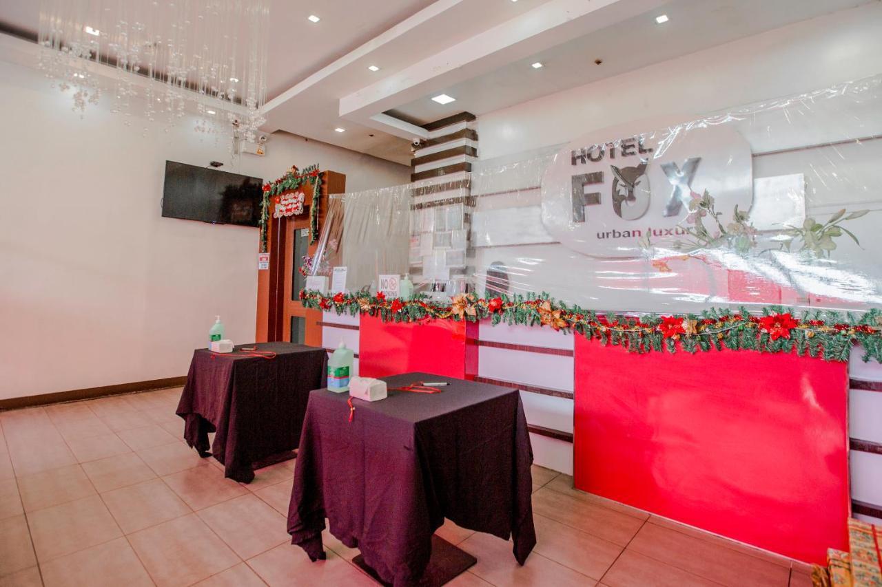 Oyo 637 Fox Hotel เกซอนซิตี้ ภายนอก รูปภาพ
